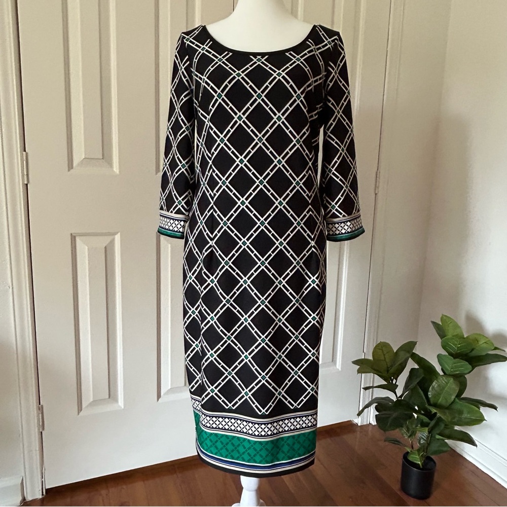 White House Black Market - Black Diamond Green Trim Lined Stretch Dress - Size 8